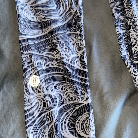 Lululemon Fast and Free 25” - Picture 3 of 4